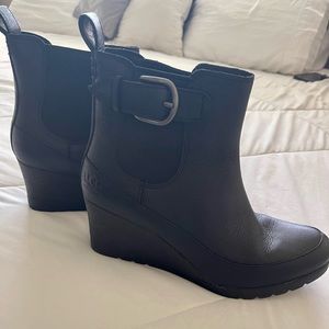 UGG Woman’s Arleta Boot